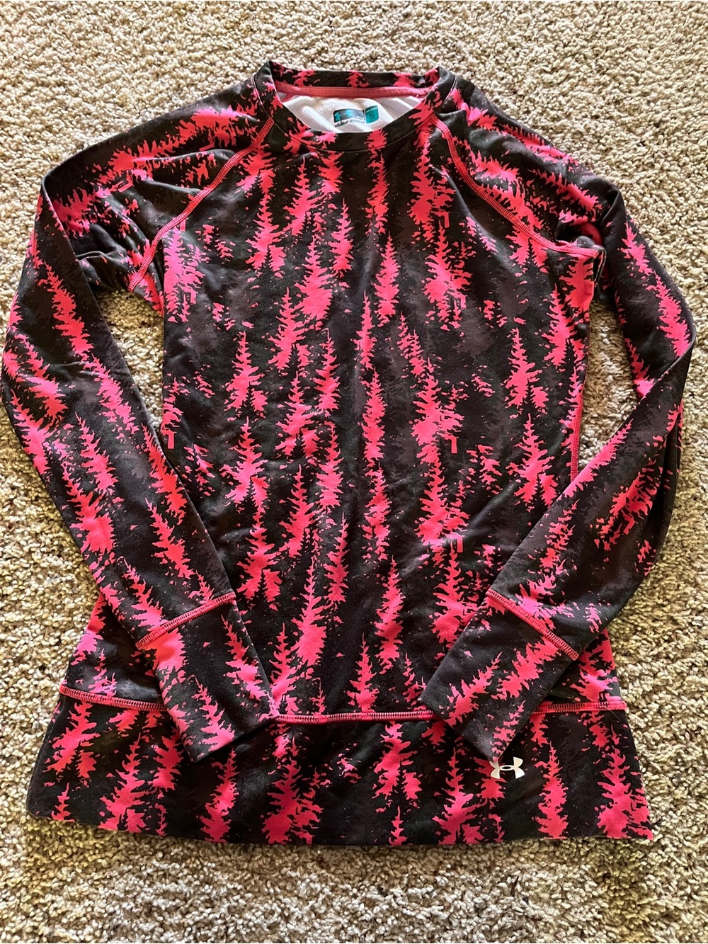 Under Armour Women’s Black & Pink Printed Long Sleeve Performance Tee